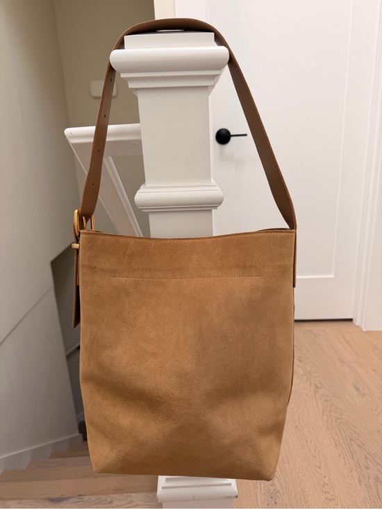 Madewell Handbags - Madewell Essentials Suede Bucket Bag